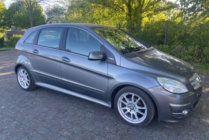 Mercedes-Benz B 180 Gebrauchtwagen