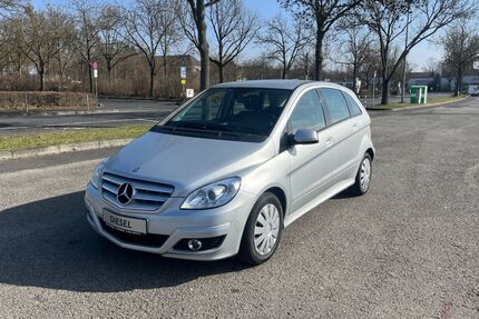 Mercedes-Benz B 180 Gebrauchtwagen