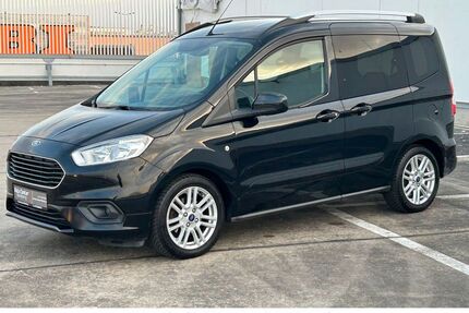 Ford Tourneo Courier Gebrauchtwagen