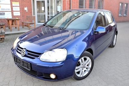 VW Golf V 1.6 Tour, Klima, kompl.SERVICE, neuwertig Gebrauchtwagen