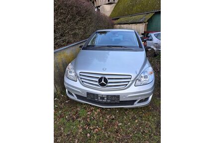 Mercedes-Benz B 200 Gebrauchtwagen