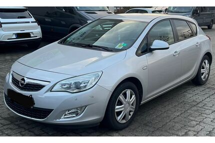 Opel Astra Gebrauchtwagen