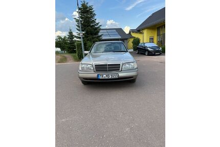 Mercedes-Benz C 180 Gebrauchtwagen