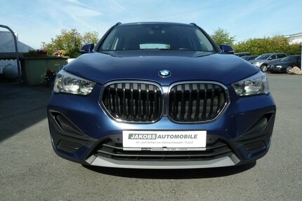 BMW X1 25e X drive Steptronic Navi Head up E-Sitze Gebrauchtwagen