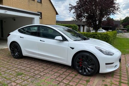 Tesla Model 3 Gebrauchtwagen