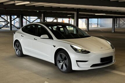 Tesla Model 3 Gebrauchtwagen