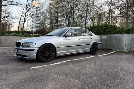 BMW 318 