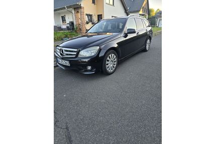 Mercedes-Benz 220 Gebrauchtwagen