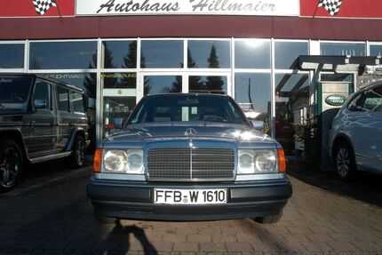 Mercedes-Benz 220 Gebrauchtwagen