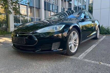 Tesla Model S Gebrauchtwagen