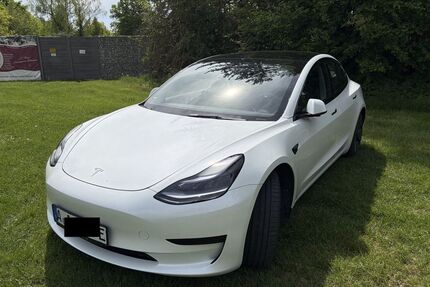 Tesla Model 3 Gebrauchtwagen