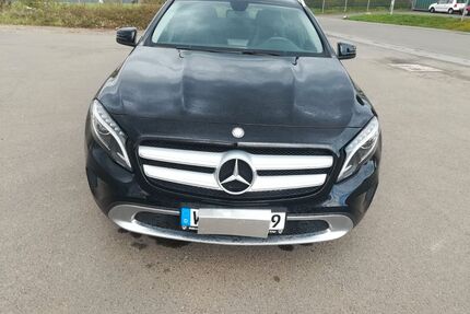 Mercedes-Benz CLA 180 Gebrauchtwagen