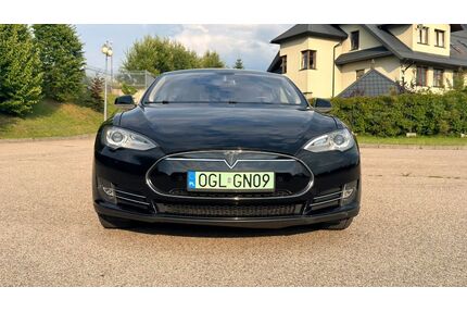 Tesla Model S Gebrauchtwagen