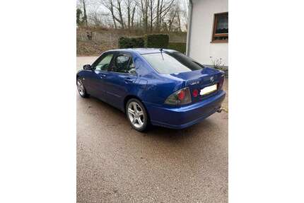 Lexus IS 200 Gebrauchtwagen