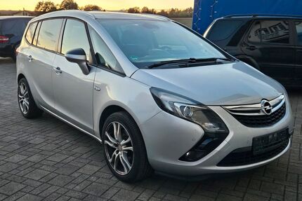 Opel Zafira Tourer Gebrauchtwagen