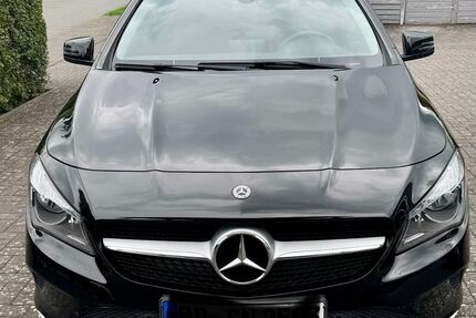 Mercedes-Benz CLA 180 Shooting Brake Gebrauchtwagen