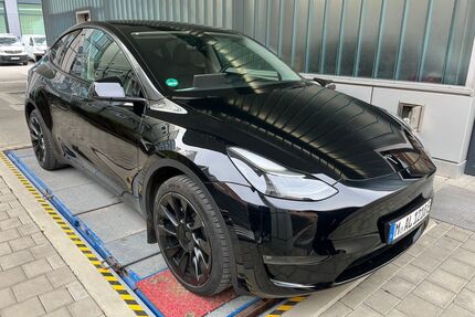 Tesla Model Y Gebrauchtwagen