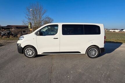 Opel Vivaro Gebrauchtwagen
