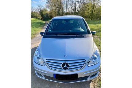 Mercedes-Benz B 200 Gebrauchtwagen