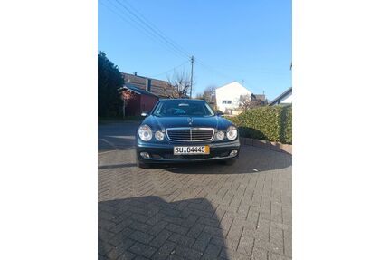 Mercedes-Benz 220 Gebrauchtwagen