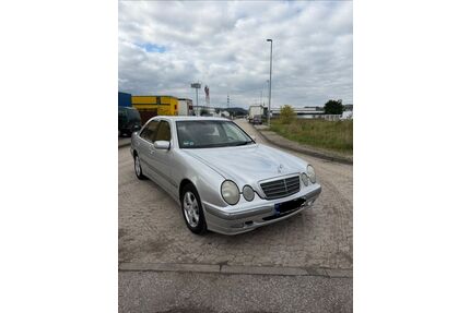 Mercedes-Benz E 200 Gebrauchtwagen