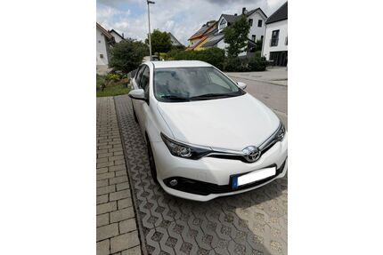 Toyota Auris Gebrauchtwagen