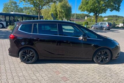 Opel Zafira Tourer Gebrauchtwagen
