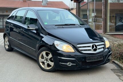 Mercedes-Benz B 180 Gebrauchtwagen