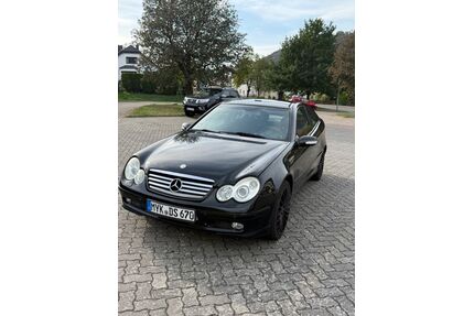 Mercedes-Benz 220 Gebrauchtwagen