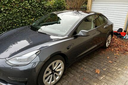 Tesla Model 3 Gebrauchtwagen