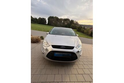 Ford S-Max Gebrauchtwagen