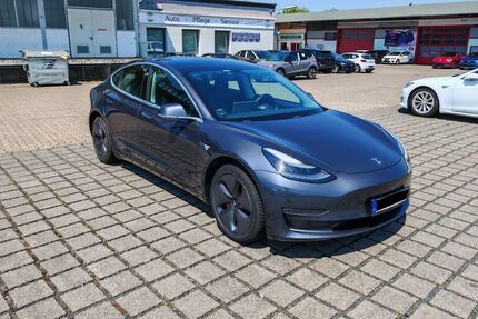 Tesla Model 3 Gebrauchtwagen