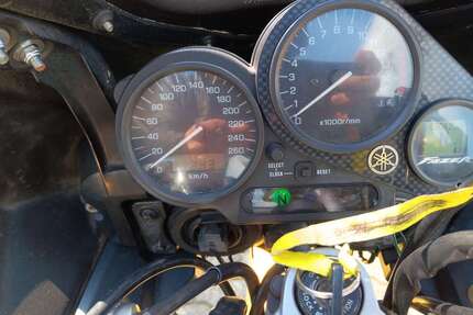 Yamaha FZS 600 Gebrauchtwagen