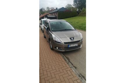 Peugeot 5008 Gebrauchtwagen