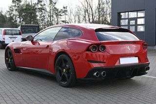 Ferrari GTC4 Lusso Gebrauchtwagen