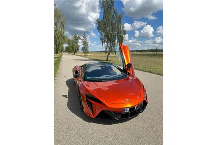 McLaren Artura Gebrauchtwagen