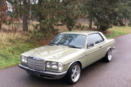 Mercedes-Benz 230 Gebrauchtwagen