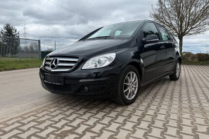 Mercedes-Benz B 180 Gebrauchtwagen