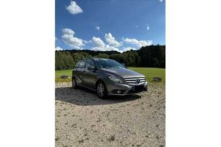 Mercedes-Benz B 180 Gebrauchtwagen