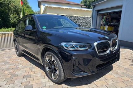 BMW iX3 Gebrauchtwagen