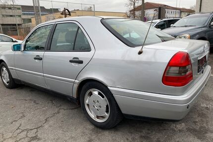 Mercedes-Benz C 180 Gebrauchtwagen