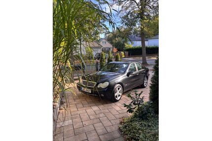 Mercedes-Benz C 180 Gebrauchtwagen