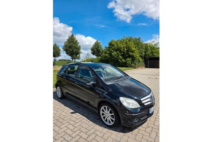 Mercedes-Benz 200 Gebrauchtwagen