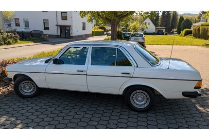 Mercedes-Benz 200 Gebrauchtwagen