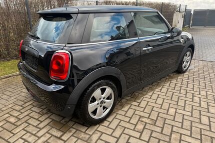 Mini One First Gebrauchtwagen