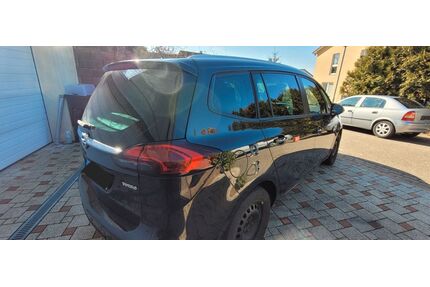 Opel Zafira Tourer Gebrauchtwagen