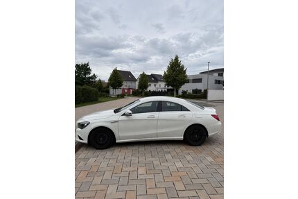 Mercedes-Benz CLA 200 Gebrauchtwagen