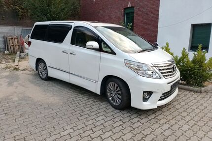 Toyota Alphard Gebrauchtwagen