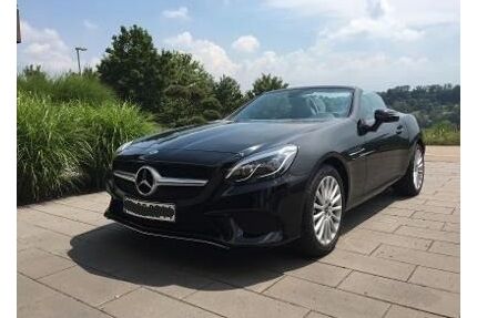 Mercedes-Benz SLC 180 Gebrauchtwagen