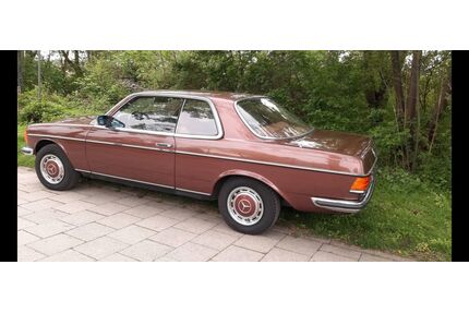 Mercedes-Benz 230 Gebrauchtwagen